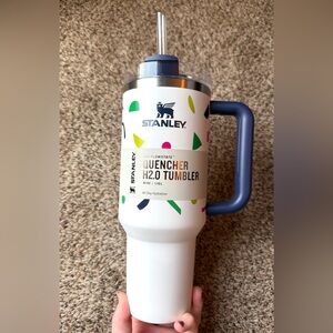 Stanley Quencher H2.0 Flowstate 40oz Travel Tumbler Abstract Geometric pattern